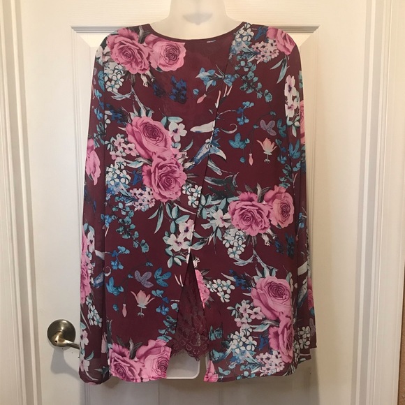 NWT Love Scarlett Long Sleeve Blouse Sz Large - Picture 2 of 7